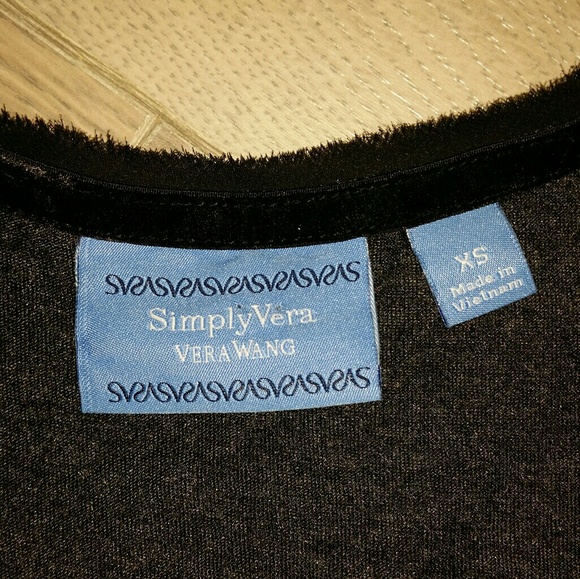 Simply Vera black sequined top - Picture 2 of 4